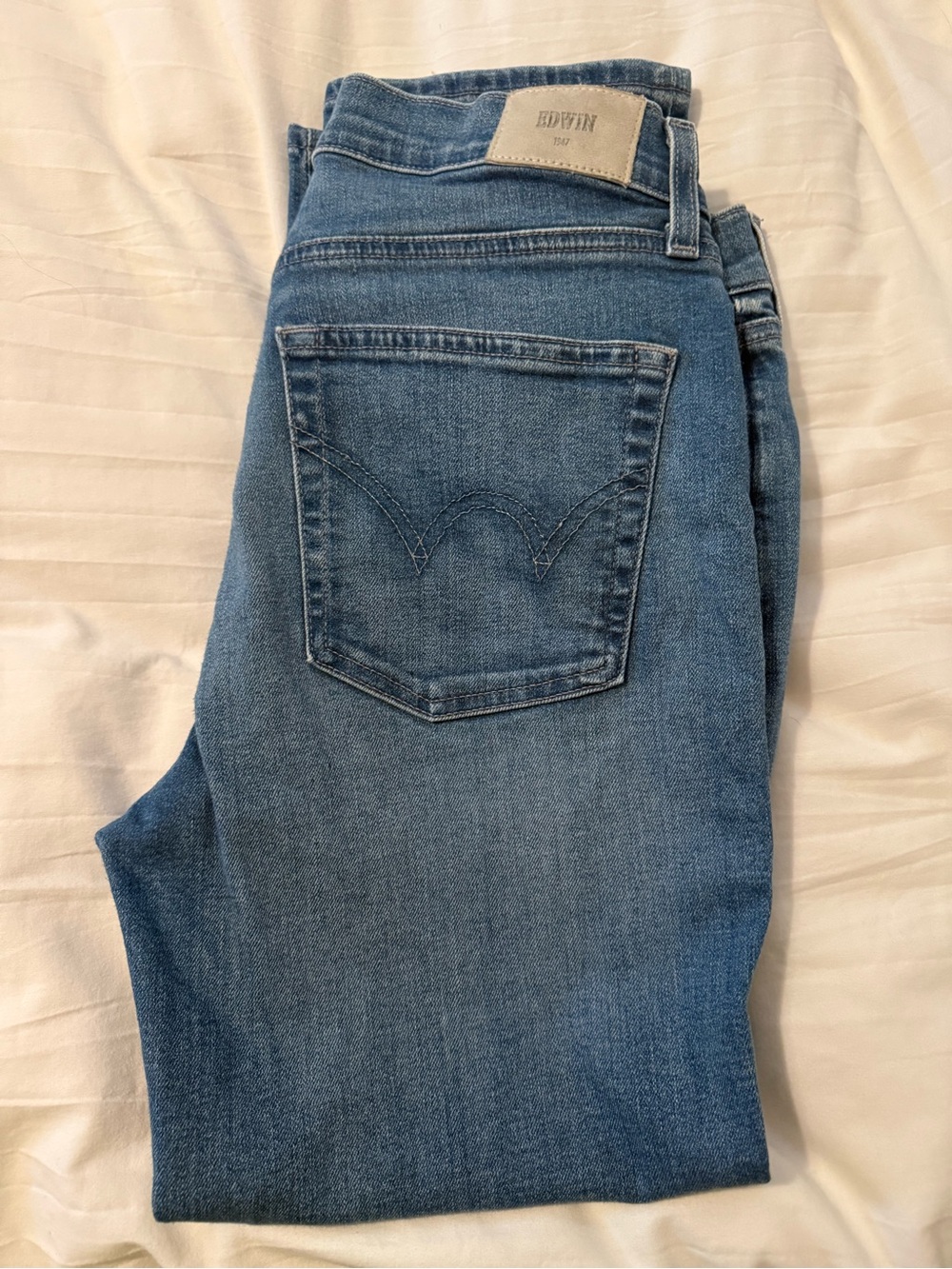 Edwin Women's Blue Mid-Rise Straight Jeans